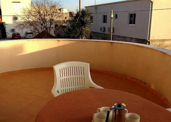 Rusulica Apartment Pirovac