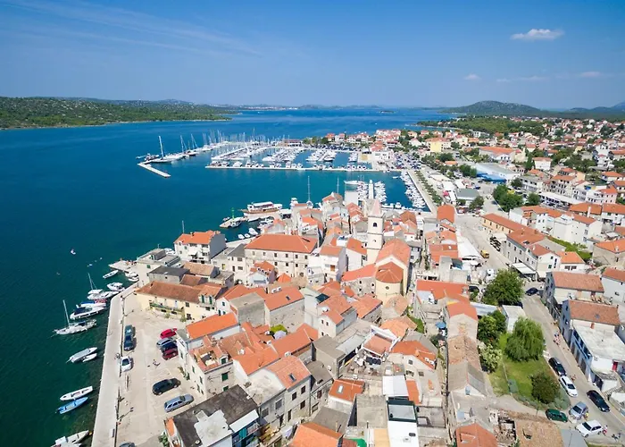 Rusulica Apartamento Pirovac